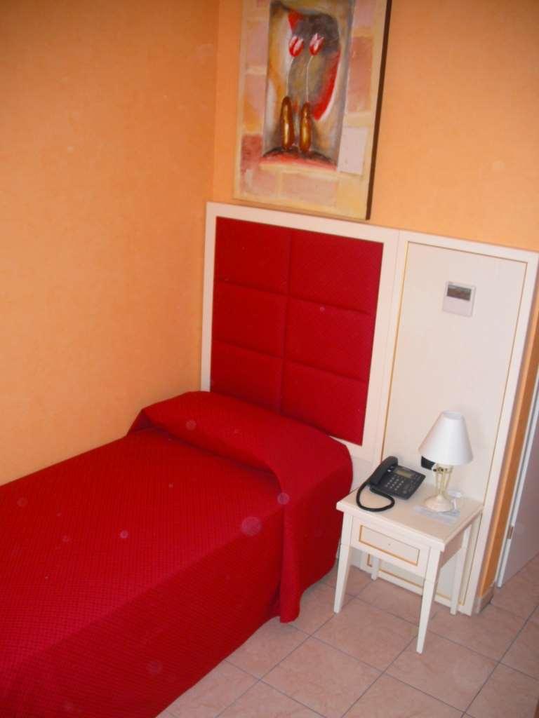 B&B Hotel Pomezia Cortese Room photo